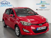 Used Hyundai i20 Active 101 HP (74 kW) 2012 Red Hatchback