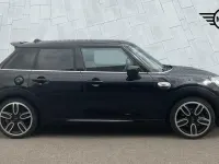 Used Mini Cooper S Sport 192 HP (141 kW) 2019 Black Hatchback