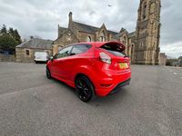 Used Ford Fiesta ST-Line 140 HP (102 kW) 2017 Red Hatchback