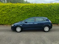 Used Seat Leon Ecomotive 105 HP (77 kW) 2011 Blue Hatchback