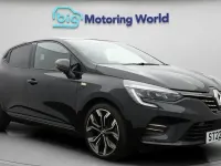 Used Renault Clio SE 140 HP (102 kW) 2022 Black Hatchback