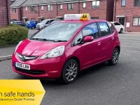 Begagnad Honda Jazz SI 2010 Röd Halvkombi