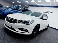 Used Vauxhall Astra Elite 136 HP (100 kW) 2017 White Hatchback