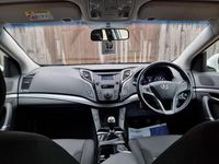 Used Hyundai i40 141 HP (103 kW) 2017 White Estate