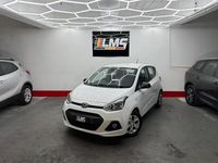 Used Hyundai i10 SE 66 HP (48 kW) 2016 White Hatchback