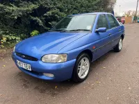 Used Ford Escort Finesse 90 HP (66 kW) 2000 Blue Hatchback