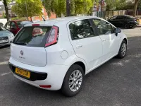 Used Fiat Punto Evo 69 HP (50 kW) 2011 White Hatchback