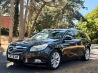 Used Vauxhall Insignia SRi 160 HP (117 kW) 2012 Black Estate