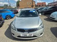Used Kia Ceed 89 HP (65 kW) 2011 Silver Hatchback