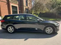 Used Ford Focus Zetec 95 HP (69 kW) 2019 Black Estate