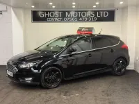 Usado Ford Focus Zetec 125 HP (91 kW) 2017 Preto Citadino