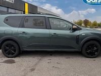 Used Dacia Jogger Extreme 141 HP (103 kW) 2024 Green MPV