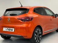Used Renault Clio Iconic 101 HP (74 kW) 2020 Renault id  orange valencia  Hatchback
