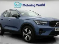 Usado Volvo XC40 Plus 211 CV (155 kW) 2023 Azul SUV