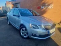 Usado Skoda Octavia SE Technology 115 HP (84 kW) 2018 Prateado Citadino