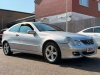 Used Mercedes C180 SE 143 HP (105 kW) 2007 Silver Coupe
