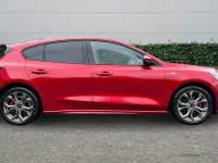 New Ford Focus ST-Line 155 HP (114 kW) 2025 Hatchback