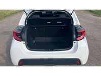 Used Toyota Yaris Hybrid Design 116 HP (85 kW) 2022 White Hatchback