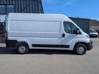 Used Peugeot Boxer 140 HP (102 kW) 2021 White Van