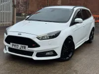 Used Ford Focus ST 185 HP (136 kW) 2017 White Estate