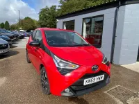 Used Toyota Aygo Trend 72 HP (52 kW) 2019 Red Hatchback