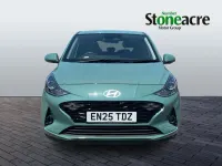 Used Hyundai i10 Premium 79 HP (58 kW) 2025 Green Hatchback