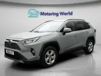 Second-hand Toyota RAV4 Hybrid 218 CP (160 kW) 2021 Verde SUV