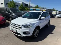 Usado Ford Kuga Titanium 150 HP (110 kW) 2019 Branco SUV
