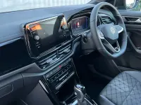 Used VW T-Roc R-line 150 HP (110 kW) 2026 Deep black pearl SUV
