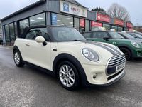 Begagnad Mini Cooper Cabriolet 2016 Vit Cab