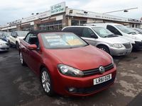 Used VW Golf SE 105 HP (77 kW) 2011 Red Cabriolet
