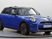 Used Mini Cooper Hatch 113 kW (154 HP) 2026 Blue Hatchback