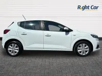 Used Dacia Sandero Comfort 91 HP (66 kW) 2022 White Hatchback