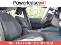 Begagnad Nissan Leaf Acenta 110 kW (150 HK) 2022 Grå Halvkombi