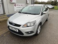 Used Ford Focus Zetec 2010 Silver Hatchback