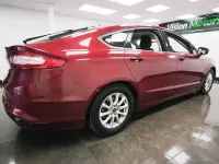 Used Ford Mondeo Titanium 2015 Red Hatchback
