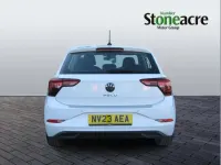 Used VW Polo Life 95 HP (69 kW) 2023 White Hatchback