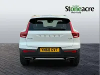 Usado Volvo XC40 Inscription 154 HP (113 kW) 2018 Branco SUV