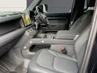Used Land Rover Defender Dynamic 249 HP (183 kW) 2023 Santorini black SUV
