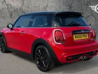Używany Mini Cooper S Hatch 189 KM (139 kW) 2018 Czerwony Hatchback