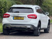 Used Mercedes GLA200 136 HP (100 kW) 2018 White SUV