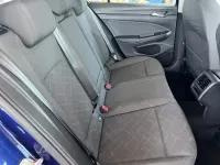 Used VW Golf VIII Life 110 HP (80 kW) 2022 Blue Hatchback