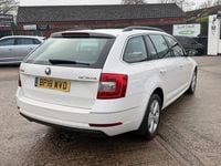 Used Skoda Octavia SE Technology 115 HP (84 kW) 2018 White Estate