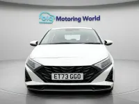 Used Hyundai i20 Advanced 101 HP (74 kW) 2024 White Hatchback