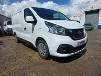 Used Nissan NV300 Acenta 95 HP (69 kW) 2017 White Van