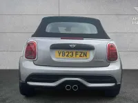 Used Mini Cooper S Classic 176 HP (129 kW) 2023 Silver Hatchback