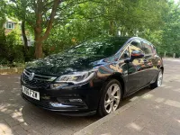 Used Vauxhall Astra SRi 103 HP (75 kW) 2016 Black Hatchback