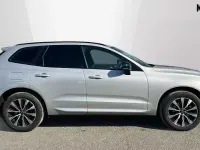 Usado Volvo XC60 Plus 197 HP (144 kW) 2023 Prateado SUV