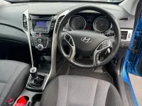 Used Hyundai i30 SE 136 HP (100 kW) 2016 Blue Estate