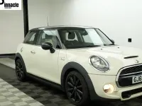 Usado Mini Cooper S Hatch 192 HP (141 kW) 2015 Branco Citadino